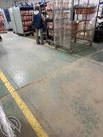 工厂内的骚逼们1