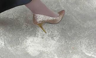 妈妈的丝袜高跟骚脚1