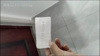 海角原创（60）嫂子为了保持身材报了个瑜伽课，然后穿着瑜伽裤就被我插入了