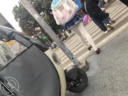 街拍偷拍jk肉丝，成年的1