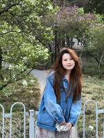 潜入公司富二代小姐姐的出租房0