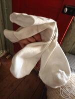 表妹出去玩，留下穿过的白袜作为我的补偿2