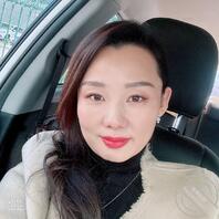 人妻医生裙底被拍2