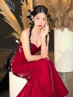 Nini爱吃猪脚2