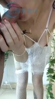胸口带纹身的大胸熟女穿白丝情趣内衣黑色额内裤被大鸡巴狠狠插入