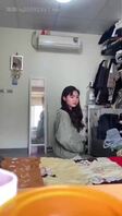 真实偷拍极品姐姐换内衣，这小胸太可爱了，一天摸八百遍都不腻.
