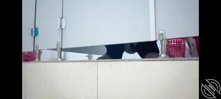 厕拍女大放心食用