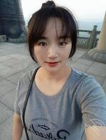 让我妈刘晓娜在野爹家里当肉便器，野爹们是自己独享还是把我妈分享出来一起玩1