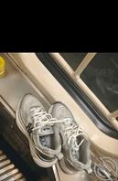 打胶女大，放心食用2