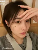 广西南宁良庆清纯大学生性爱视频地点流出，越漂亮的妹子床上约母狗2