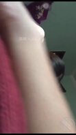 迫不及待爬上来，没几下就高潮了的单亲妈妈