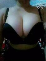 爆乳大奶小姨子1