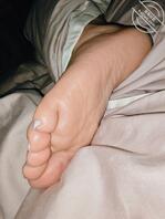 偷拍老婆睡着骚脚