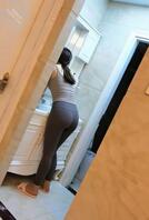 看着嫂子的骚屁股好想狠狠的艹嫂子的骚13啊2