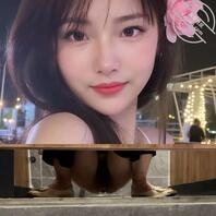 跟朋友吃饭 跟踪他老婆上厕所0