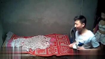 棚户区暗拍014
