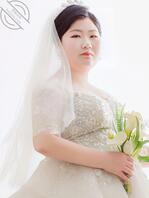 曝光骚妻，给老婆找个单男，现场看老婆被猛操内射，精液灌满子宫非常刺激！1