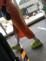 高铁上碰到的学生妹