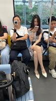 地铁上看到的骚腿骚高跟2