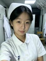 04年护理专业女大学生王诗莹，医院自拍0