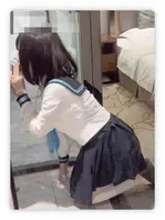 合法JK嫩妹电竞酒店硬控吃鸡抬桌上抽插0