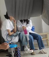 偷拍同学小白袜 欢迎评论