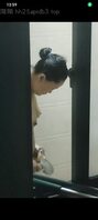 偷拍隔壁少妇