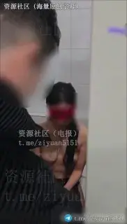 韩国超重磅淫妻 naraelove OF定制 淫妻被男友蒙眼捆绑在男厕所里 淫妻几乎是含着泪水帮2个陌生单男完成口交