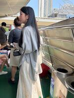 妹子身材还行