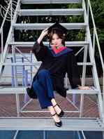 制服毕业照，女冰女干部肉丝脚分享2