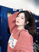 有人认识这个骚母狗吗，认识可c2