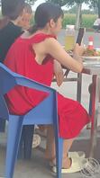 偷拍都没有穿内衣的人妻少妇2