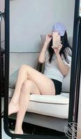 偷拍妹妹的美腿1