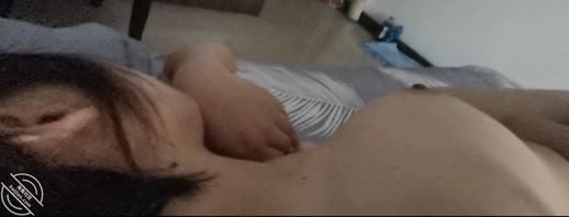下贱的烂逼骚母狗，白浆超多，用你们的大鸡巴配上名字尽情射这只母狗1