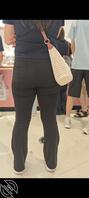 少妇的大屁股黑色紧身裤