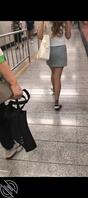 跟拍美腿抄底0