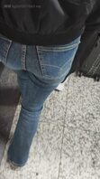 成功偷拍女大学生校花骚穴以及宿舍内衣照，还有大骚屁股
