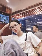 广西妹，为了免艺术照的钱被摄影师爆草，海拍露脸裸照，想看的留言下期发
