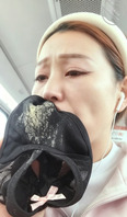 趁着母狗班车人少赶紧给她下命令让她拿出沾满白带的原味内裤史诗过肺0