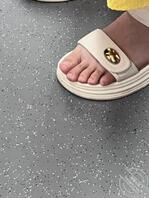 黄裙子0
