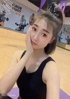 发小的妻子 我的母狗 目前在北京0