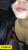 极品黑丝少妇骚的让人受不了主动骑乘上位阴唇被操的一张一合还无套内射