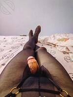 老婆说喜欢我穿上丝袜的腿2