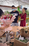 提前给老婆妈妈庆祝5202