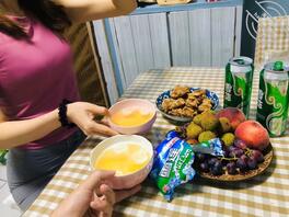 烟台娇妻调教成功，答应大屌单男或夫妻同床，兄弟们帮顶。