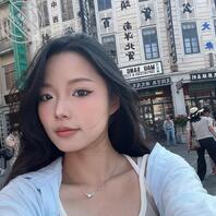 云南22岁刚毕业的学生妹，身材颜值皆是上品，最近刚撩的。0
