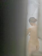 楼下美女洗澡2