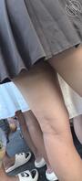 偷拍黑短裙妹子2