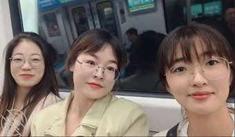 谁才是真正的性瘾小母狗呢1