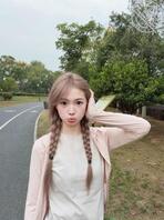女承母业，我来代替我妈陪大家，给大家分享我的一些经历行为吧1